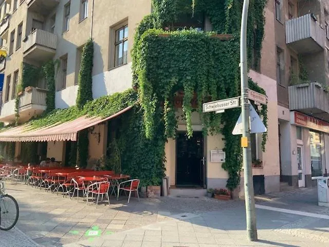 S31 - Room 22 Apartment Bergmannstrasse Front Berlin